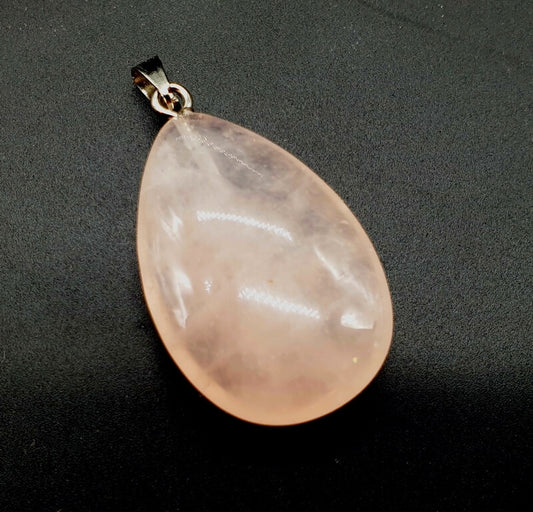 Pendentif Larme Quartz Rose 3cm